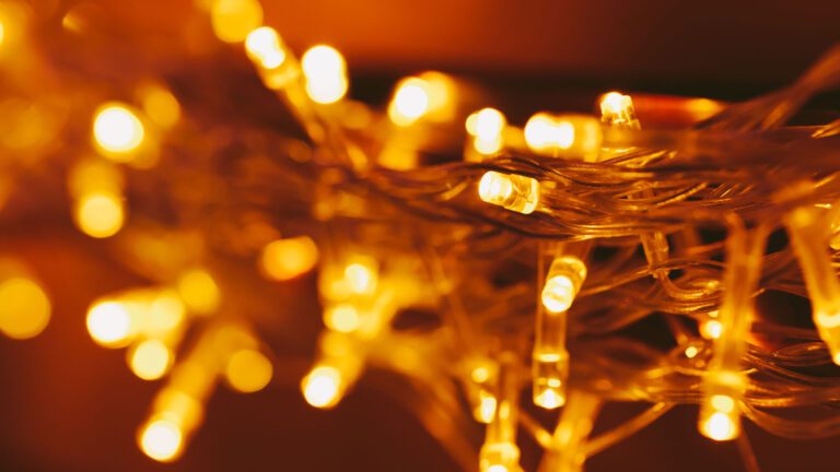 In The Right Light – Decorate Your Home Safely During The Holidays